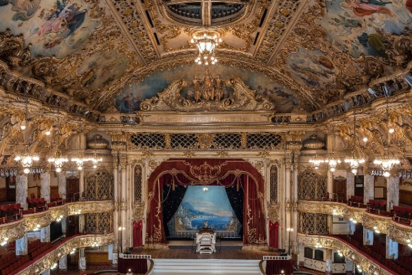 Blackpool Tower Ballroom 600x400 1
